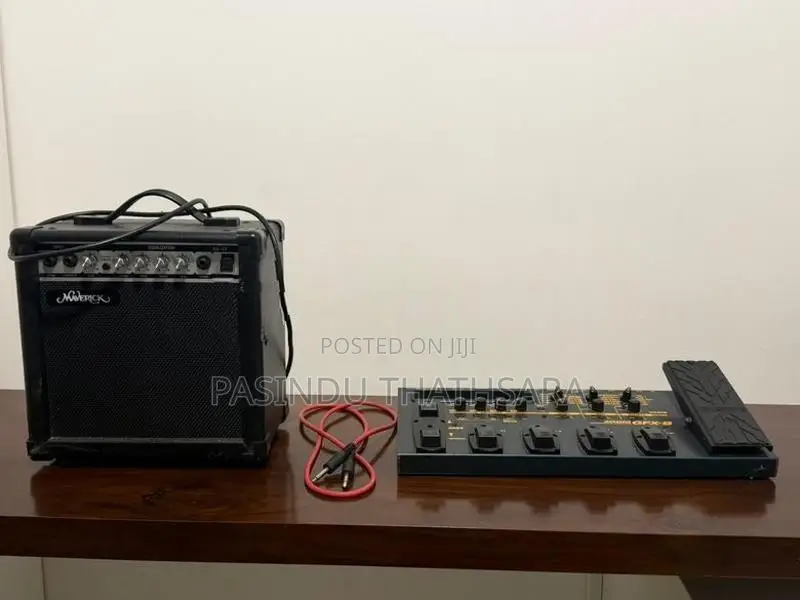 Zoom GFx with Power Case free Maverick Amplifier Mono Cable