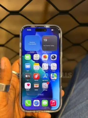 Apple iPhone 17 (Used)