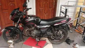 Bajaj Discover 150 2011