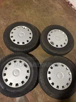Suzuki Every 12" Tire