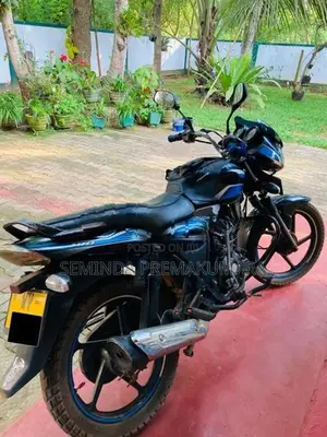 Bajaj Discover 2011