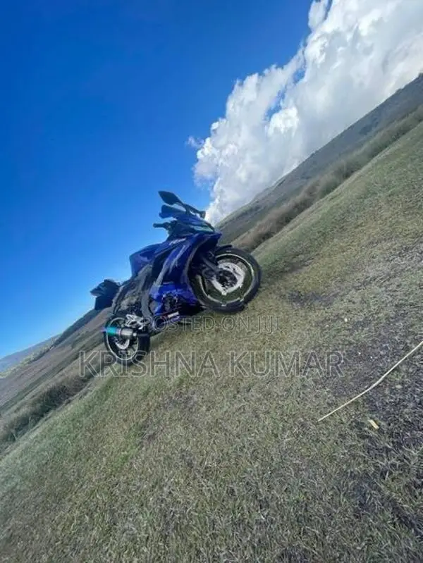 Yamaha R15 2019