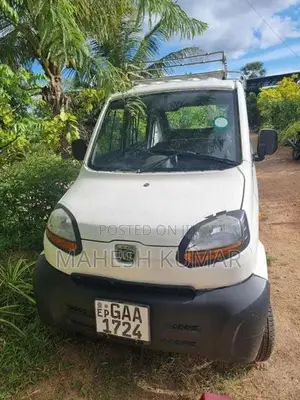 Bajaj Qute 2019