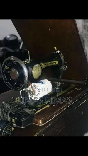 Singer Sewing Machine