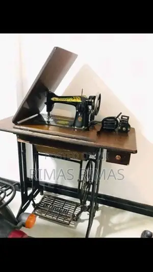 Singer Sewing Machine