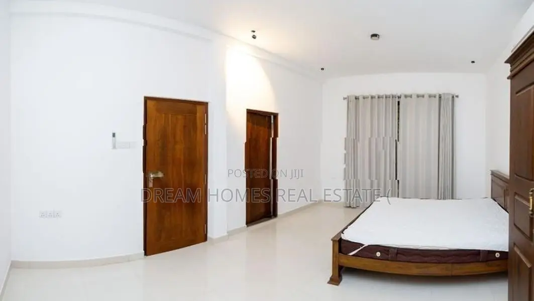Modern Luxury House for Sale in Malabe – Kahanthota Road
