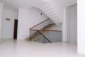 Modern Luxury House for Sale in Malabe – Kahanthota Road