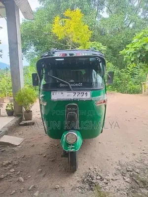 Bajaj RE 2009