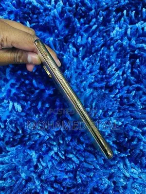 Apple iPhone XS (Used)
