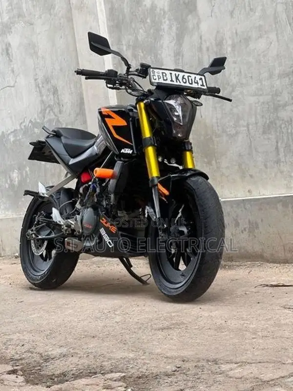 KTM Duke 125 2019