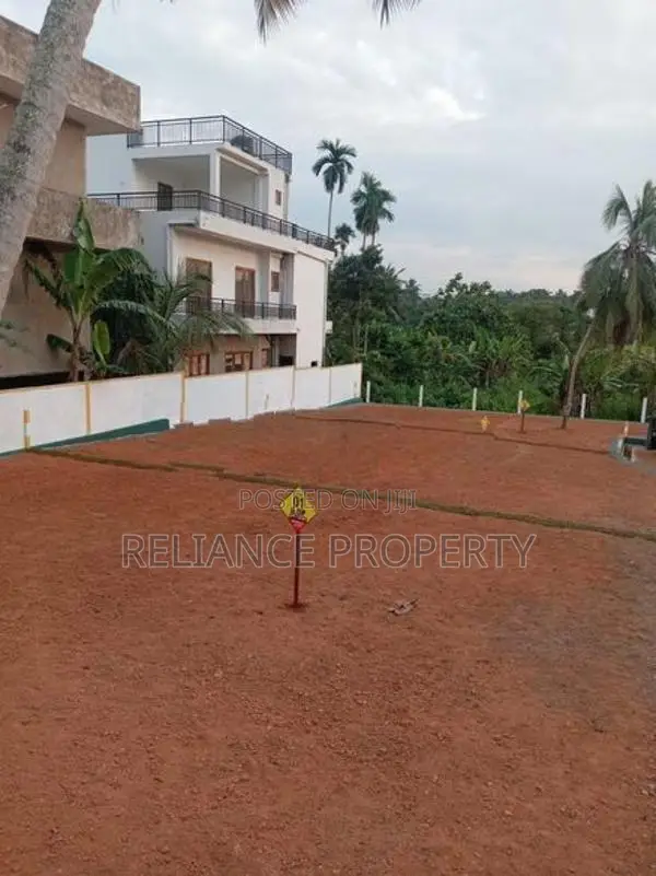 Piliyandala නේවාසික අගනා බිම් කොටස් කීපයක්