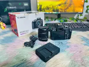 Canon EOS 80D Camera with 18-135mm Lens