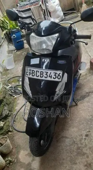 TVS Jupiter 2015