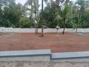 කඩවත නගර සබා සීමාවෙන් අලුත්ම ඉඩමක් විකිණීමට