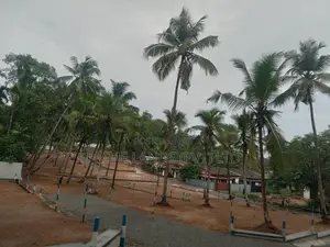 කඩවත නගර සබා සීමාවෙන් අලුත්ම ඉඩමක් විකිණීමට