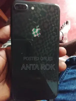 Apple iPhone 8 Plus (Used)