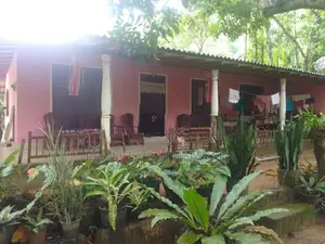 නිවස සමඟ ඉඩම විකිණීමට - අවිස්සාවේල්ල