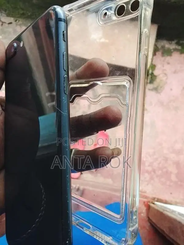 Apple iPhone 8 Plus (Used)