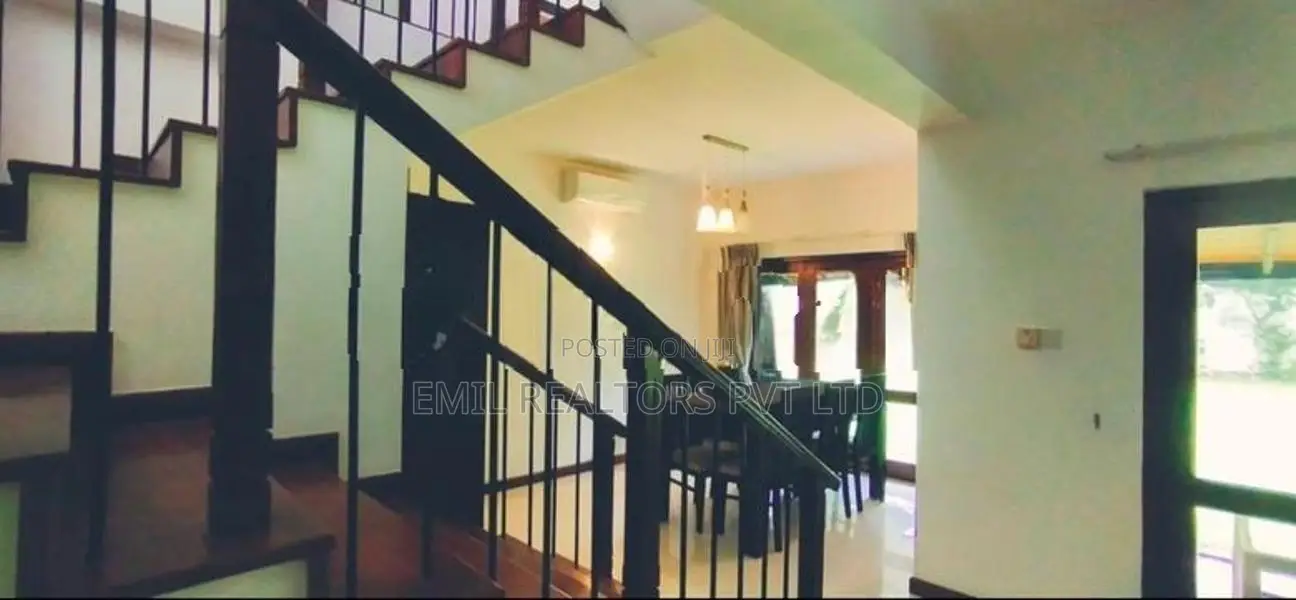 Fully A/C Three-Story House for Rent – Pitakotte (EM048PS)