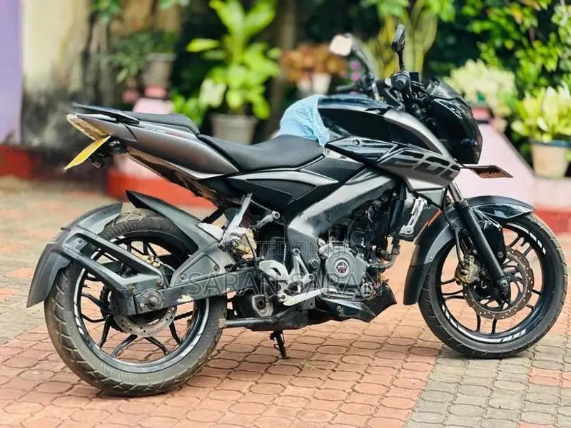 Bajaj Pulsar NS200 2018