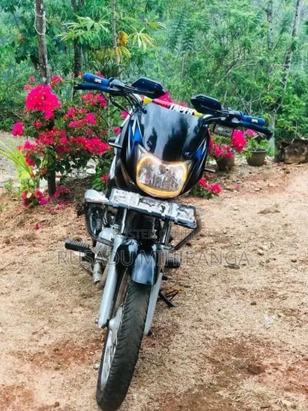 Bajaj CT100 2006