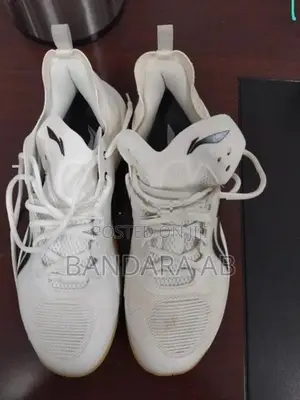 Badminton Shoe