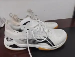 Badminton Shoe