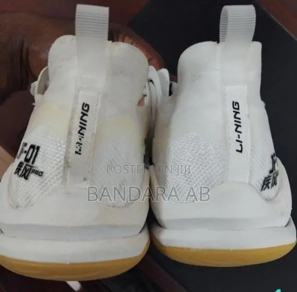 Badminton Shoe