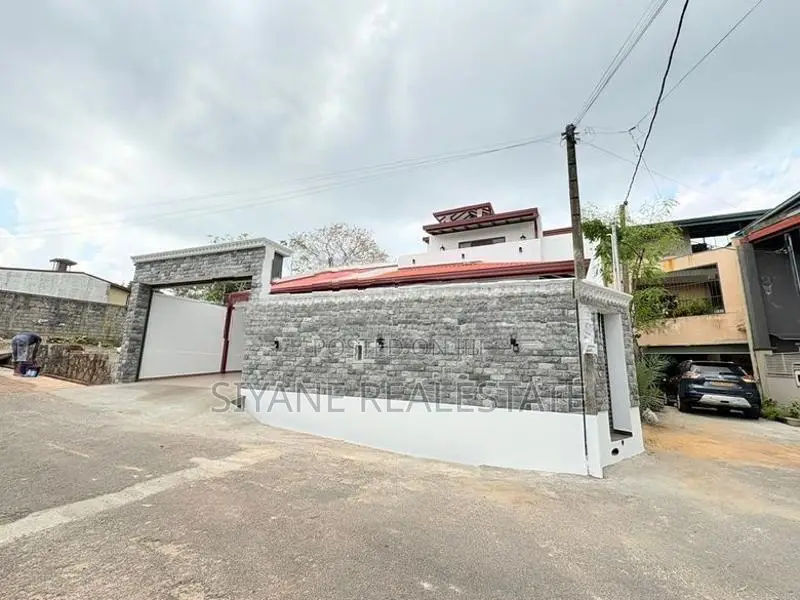 Luxury New House for Sale in Malabe