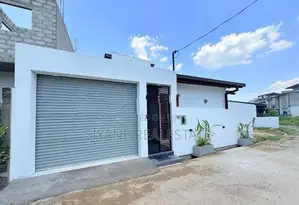 Beautiful Modern Brand New House for Sale in Athurugiriya