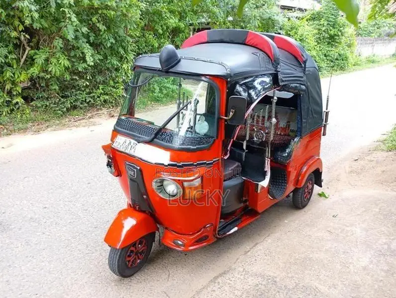Bajaj RE 2012