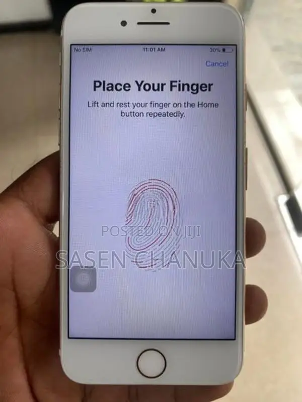 Apple iPhone 7 32GB (Used)