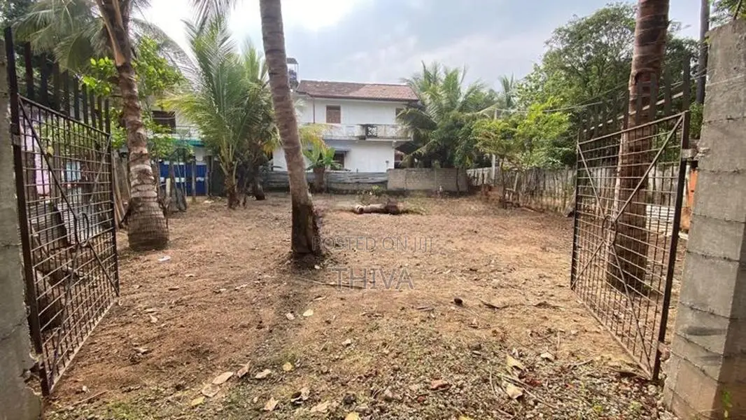 Land for Sale - Near Batticaloa Town, Periyauppodai