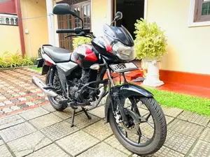 Bajaj Discover 125 2018