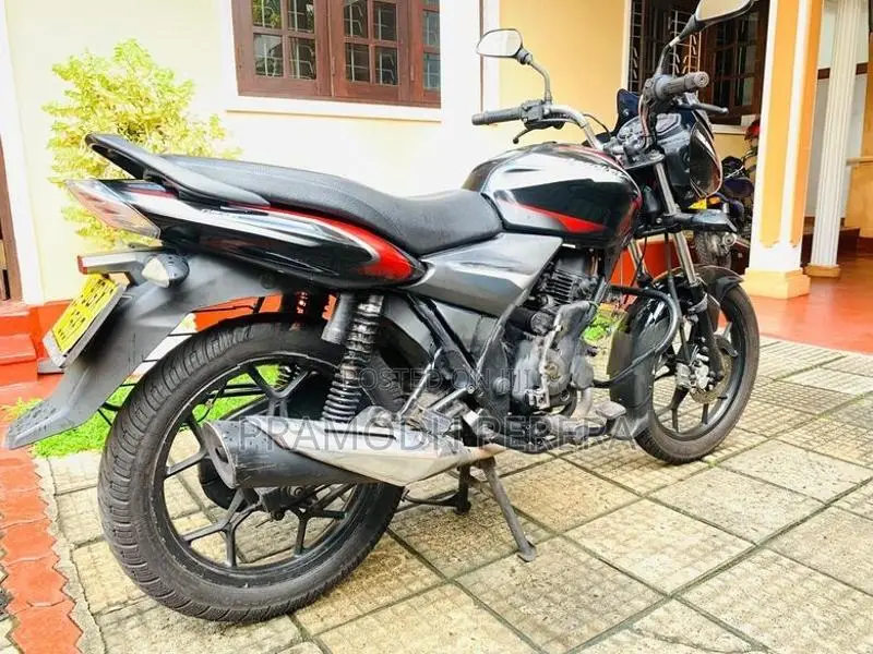 Bajaj Discover 125 2018