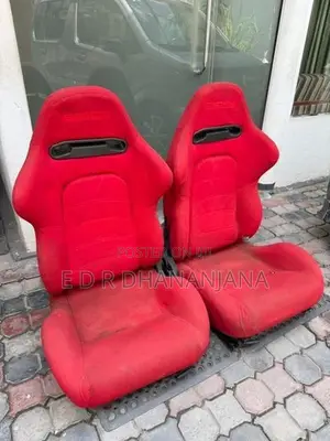 Bride Bucket Seats With Harness
