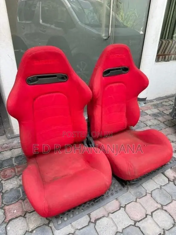 Bride Bucket Seats With Harness