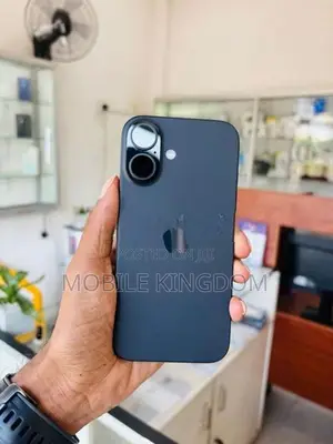 Apple iPhone 16 256GB (Used)