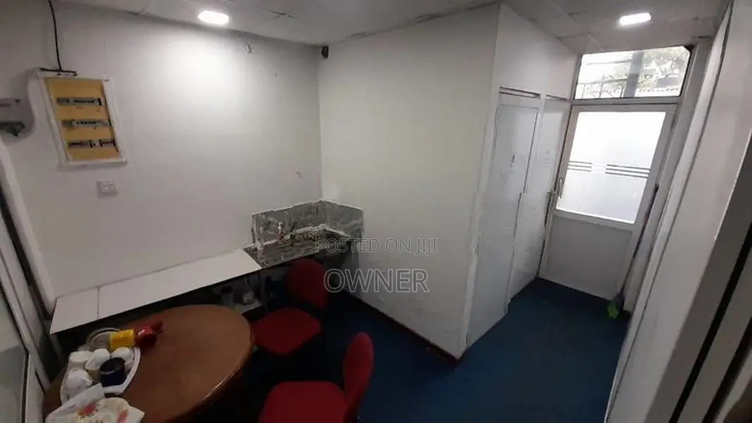 Premium Private Office Space For Rent in Kalubowila