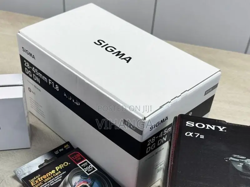 Sigma f1.8 Art 28-45mm Lens DG DN