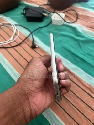 Apple iPhone 11 (Used)