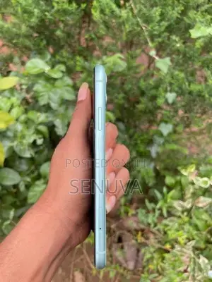 Apple iPhone 11 (Used)