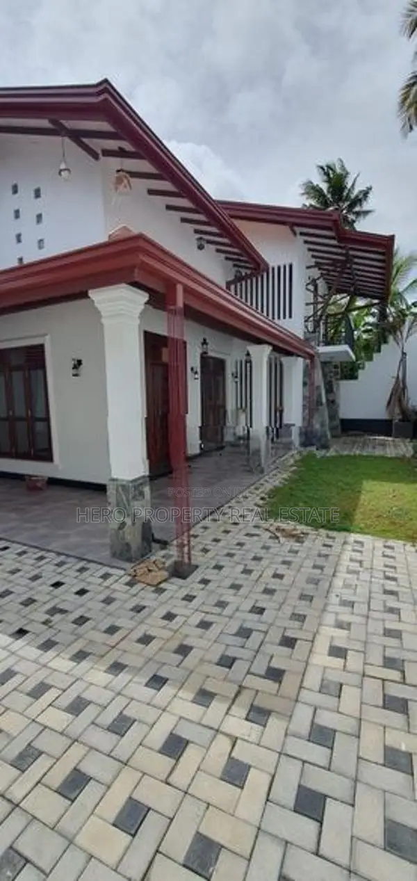 Two Story House for Rent in Piliyandala