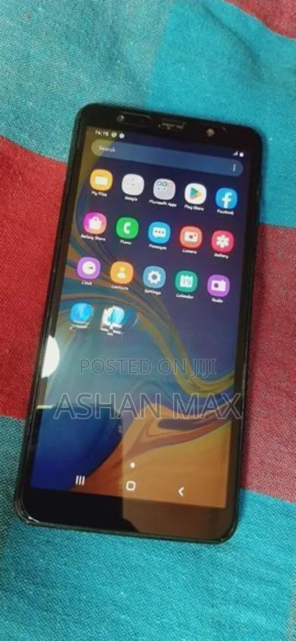 Samsung Galaxy A7 (Used)
