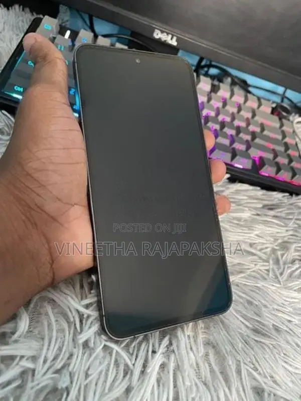 Samsung Galaxy S24 FE (Used)