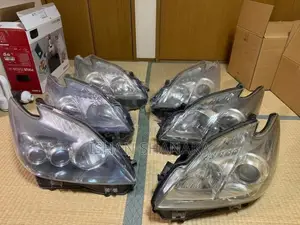 Toyota Prius W30 Head Light