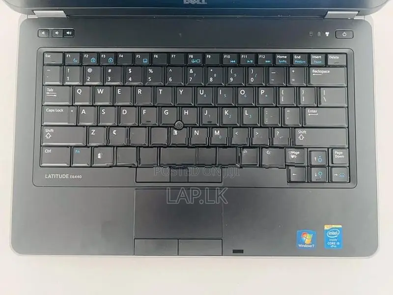 Dell Vostro 3568 Core i5 7th GEN Radeon R5 M420 2GB VGA 15.6 Display