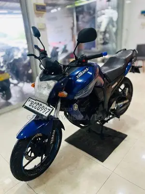 Yamaha FZ 16 2015