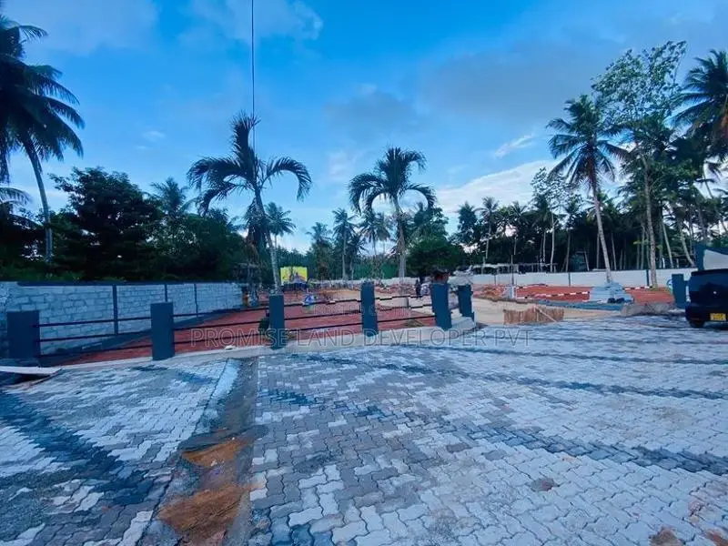 Panadura Thalpitiya Galle Road 6p High Residential Land for Sale D29