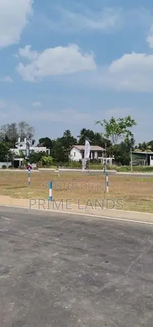 Land in Kiribathgoda